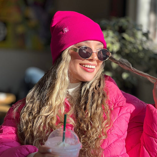 Gorro beanie con forro de satín, fucsia - Curlycosas