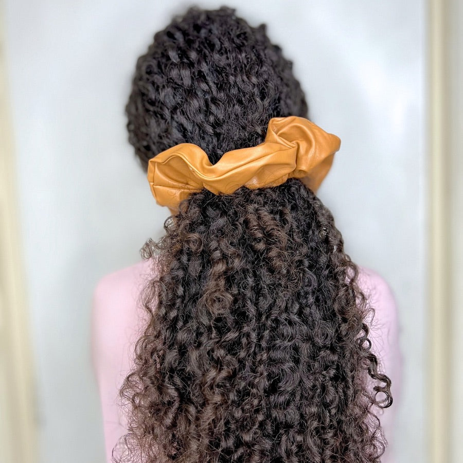 Maxi Scrunchie ecocuero - Curlycosas