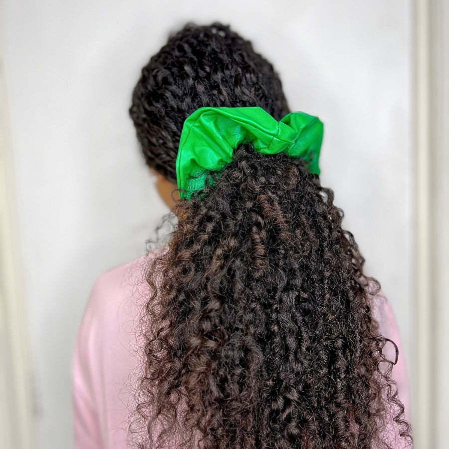 Maxi Scrunchie ecocuero - Curlycosas