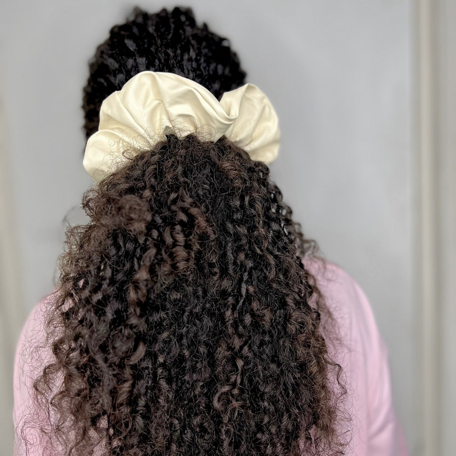 Maxi Scrunchie ecocuero - Curlycosas