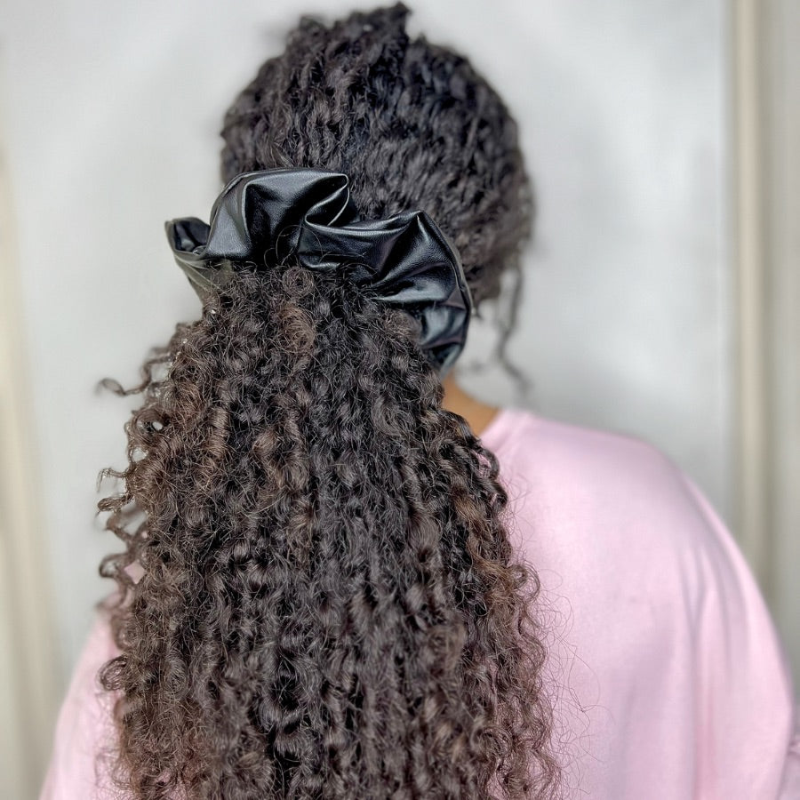 Maxi Scrunchie ecocuero - Curlycosas