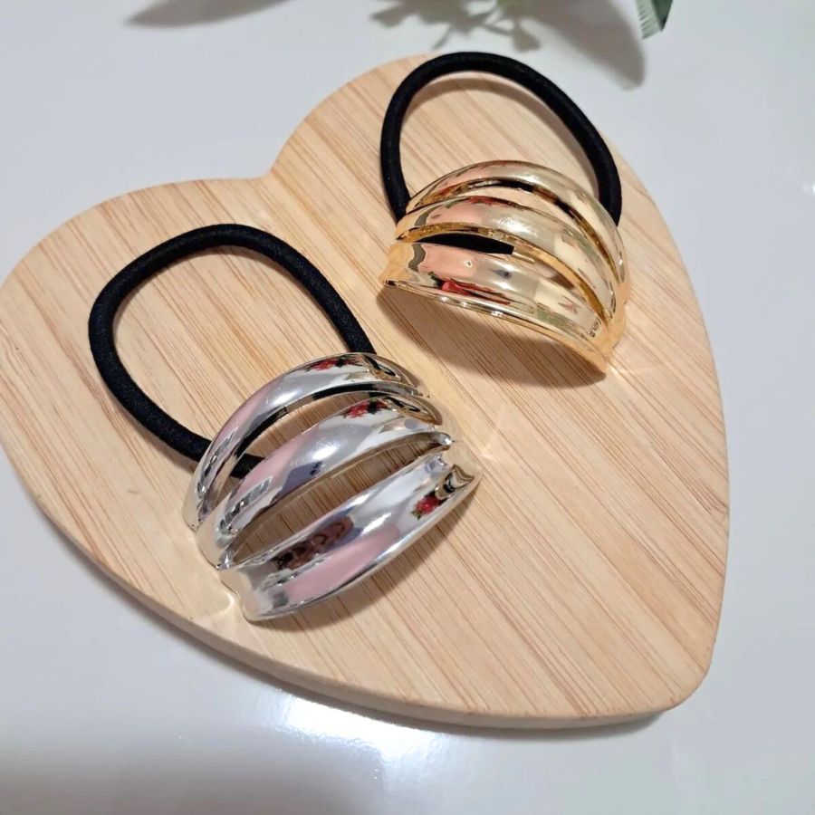 Pony hair cuff - Curlycosas
